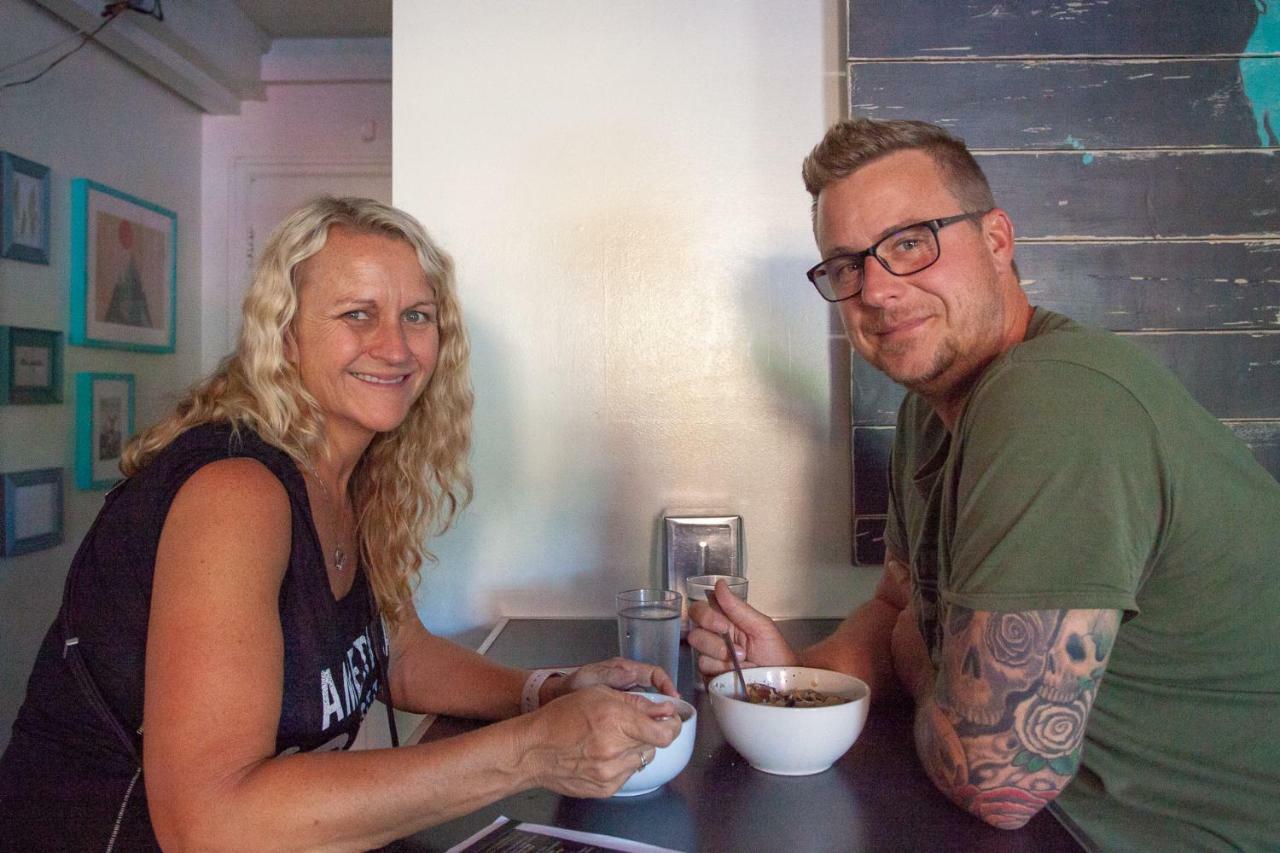 Ocean Island Inn | Backpackers | Suites Victoria Buitenkant foto